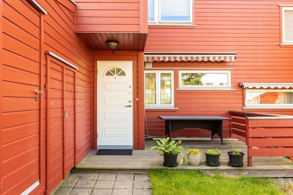 - Quiet And Cosy With Cat And Garden Appartement Oslo
